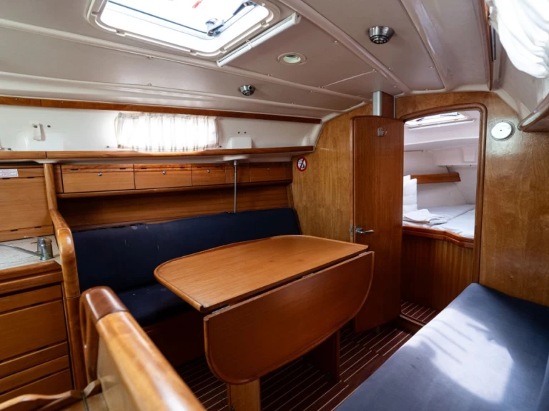 Pronájem Plachetnice Bavaria s licencí