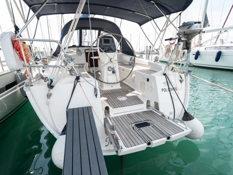 Bavaria Bavaria 38 jednotlivci a charterové společnosti v Paleros