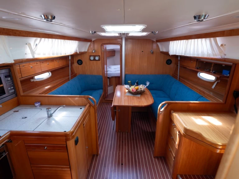 Pronájem lodi Paleros lákavé ceny Bavaria 38