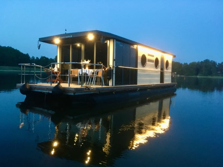 La Mare Apartboot jednotlivci a charterové společnosti v Buchholz City