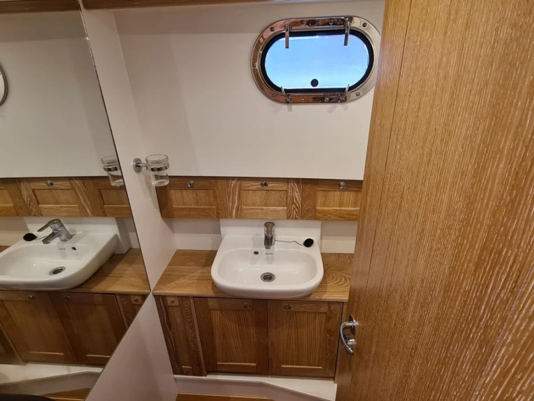 Pronájem jachty v Hyeres -sasga MENORQUIN 34 HT 34 na Samboatu