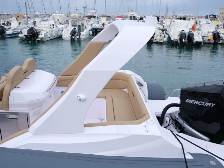 Pronájem jachty v Hyeres -Italboats STHINGER 28 GT na Samboatu
