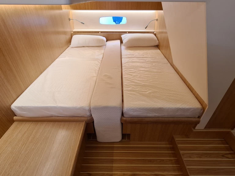 sasga MENORQUIN 34 HT 34 jednotlivci a charterové společnosti v Hyeres