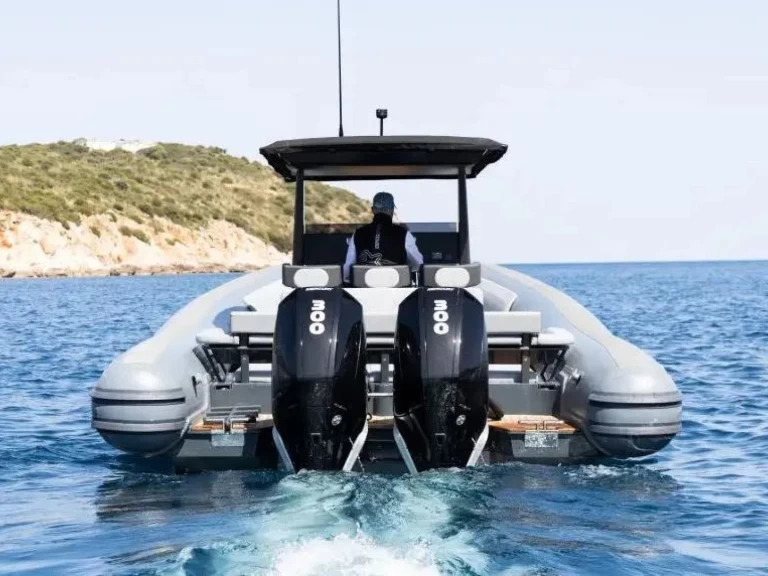 Pronájem lodi Hyeres lákavé ceny RH 1000