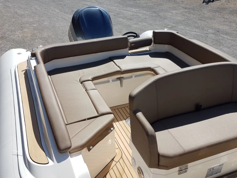 Pronájem lodi Joker Boat Clubman 24 v Hyeres na Samboatu