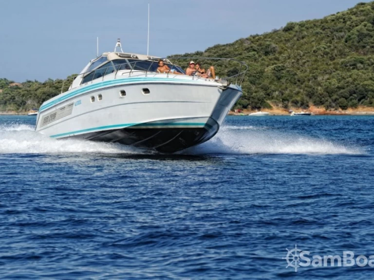 Pronájem lodi Porto-Vecchio lákavé ceny 48 MISTRAL OPEN