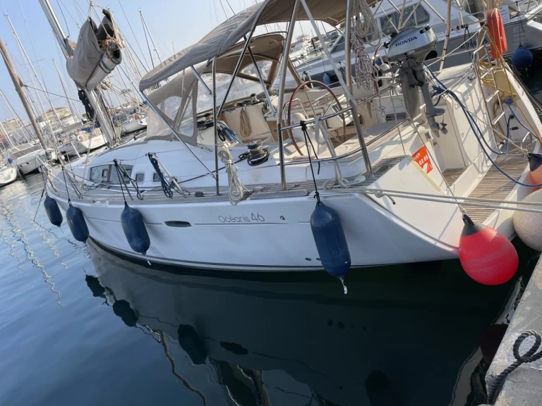 Pronájem Plachetnice Bénéteau s licencí