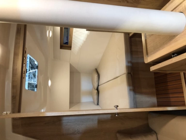 Pronajmout Plachetnice se skipperem či ne Viko v Poltu Quatu