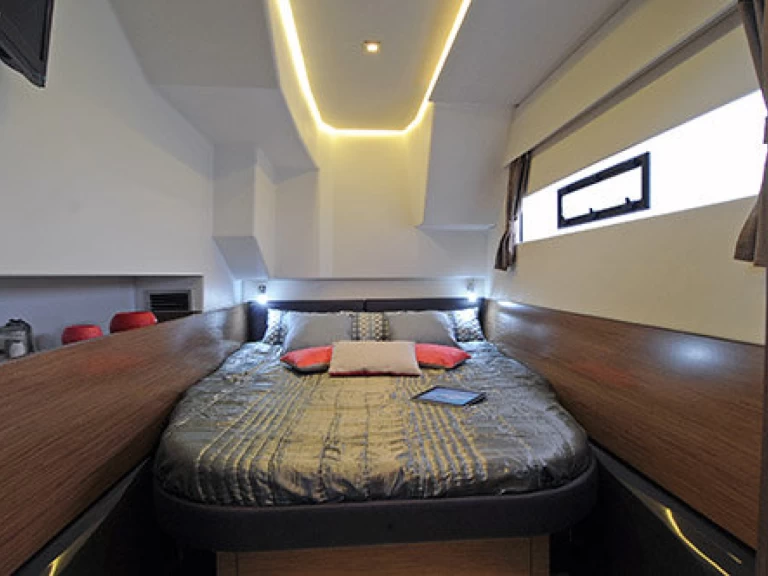 Pronájem Motorová loď v Primošten  -Fountaine Pajot Fountaine Pajot MY 37