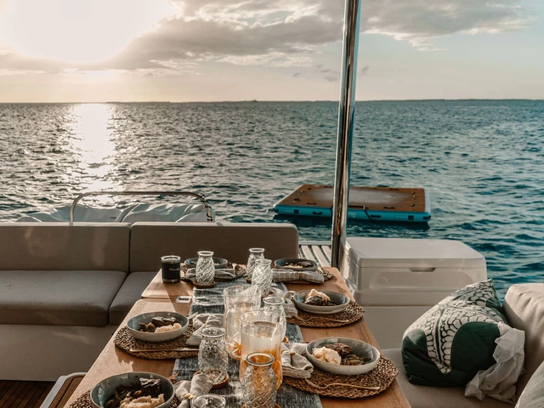 Pronájem lodi Bahamy lákavé ceny PURELYBLU