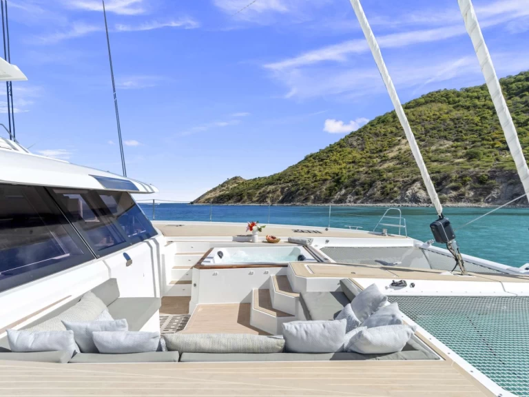 Pronájem Jachta Fountaine Pajot s licencí