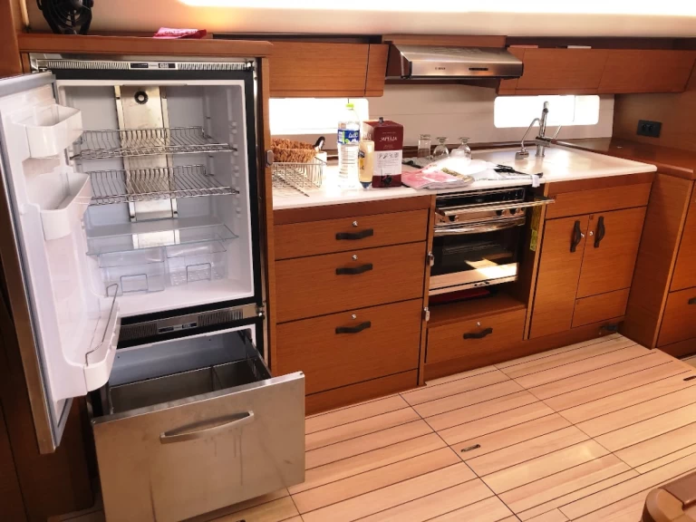 Pronájem Plachetnice v Neo Klima -Jeanneau Jeanneau 54