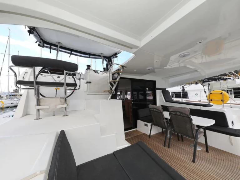 Pronájem Katamarán v Primošten  -Lagoon Lagoon 42