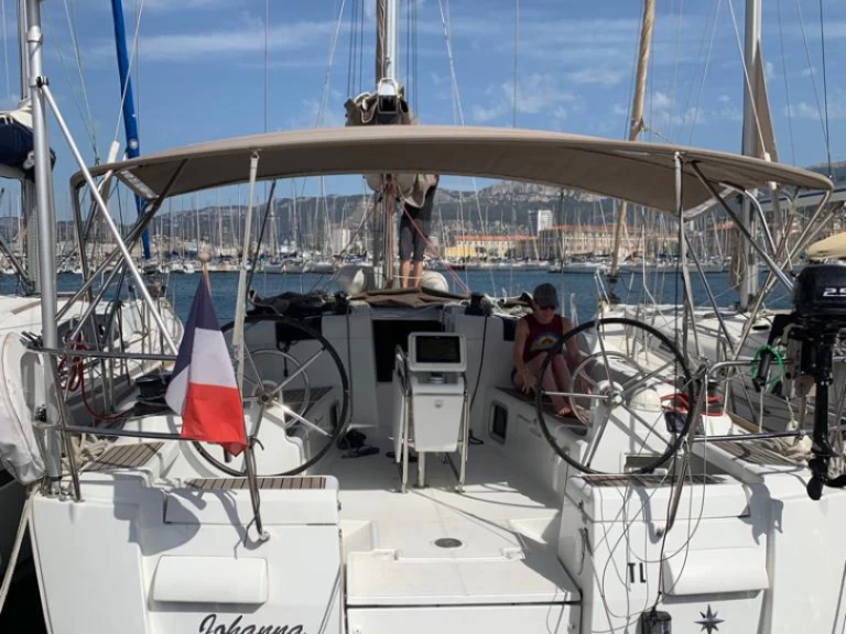 Pronajmout si Jeanneau Sun Odyssey 439 v Toulon