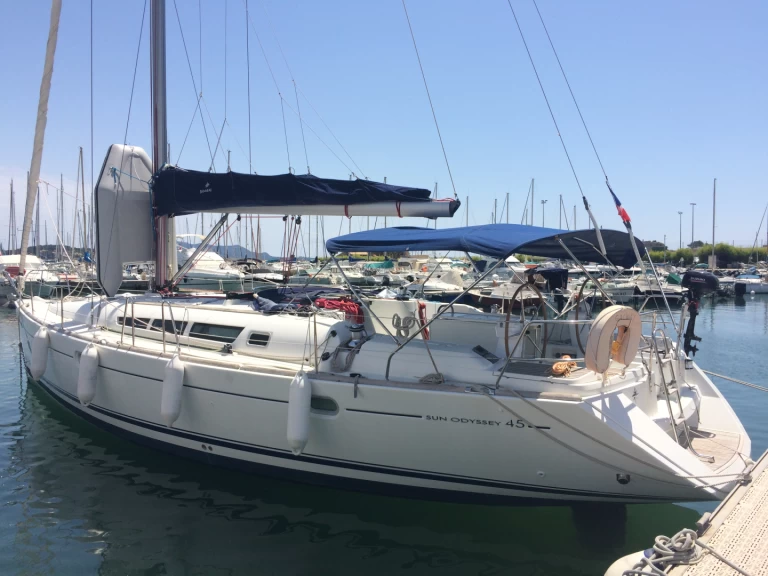Pronájem Plachetnice v Toulon -Jeanneau Sun Odyssey 45