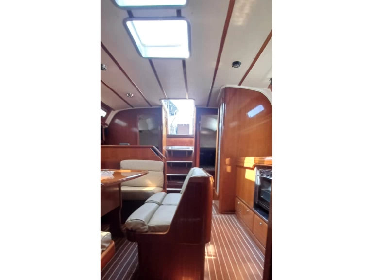 Pronájem jachty v Nikiána -Bavaria Bavaria 42 na Samboatu