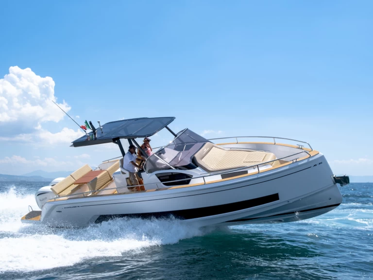 Pronajmout si Salpa Avantgarde 35 v Juan-les-Pins