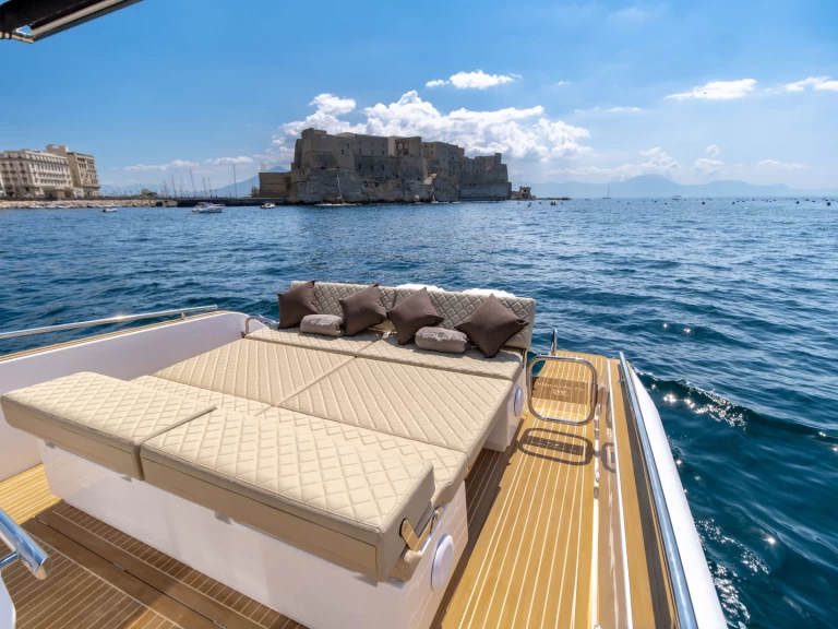 Pronájem Motorová loď Salpa s licencí