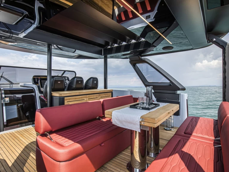 Jachta k pronájmu v Juan-les-Pins za nejlepší cenu