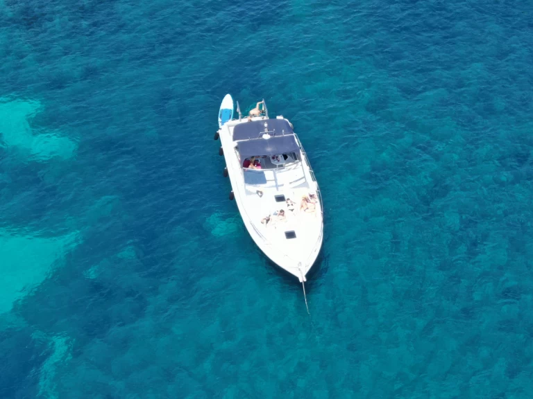 Pronájem jachty v Cannes -Fairline Targa 42 na Samboatu