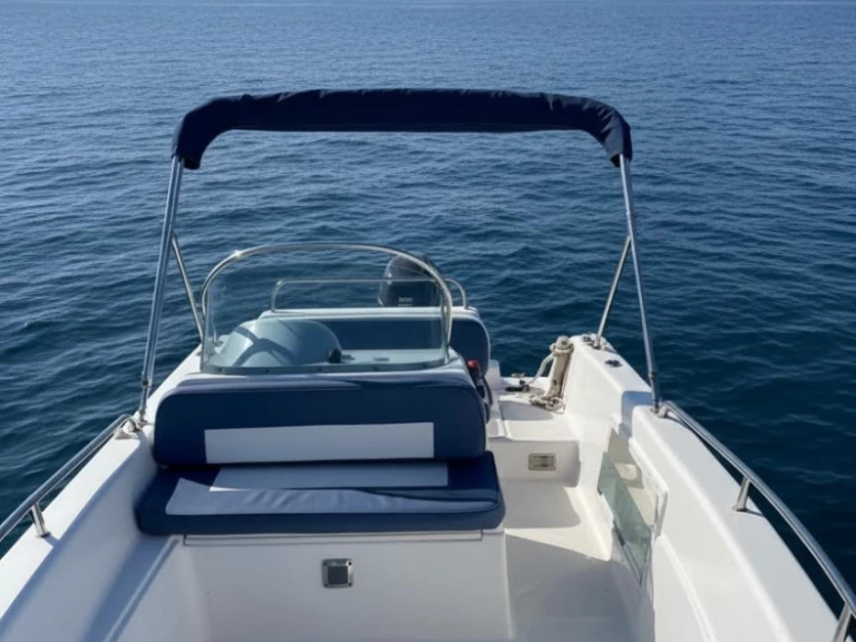 Pronájem Motorová loď v Port de Cannes Marina -Quicksilver Alboran 550 open