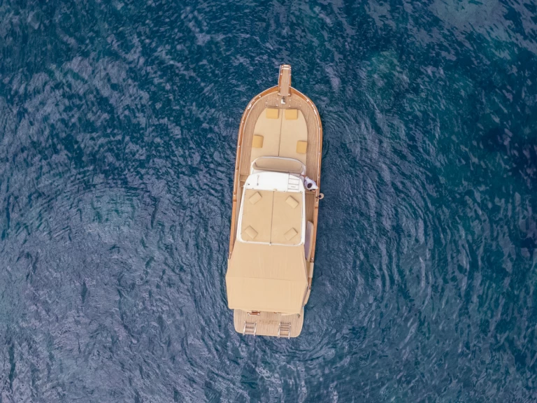 Pronajmout si Cantieri del Cilento 12 v Forio