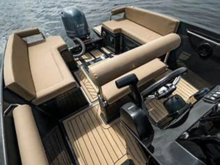 Pronájem jachty v Alicante -Nuva Nuva M6 Open na Samboatu