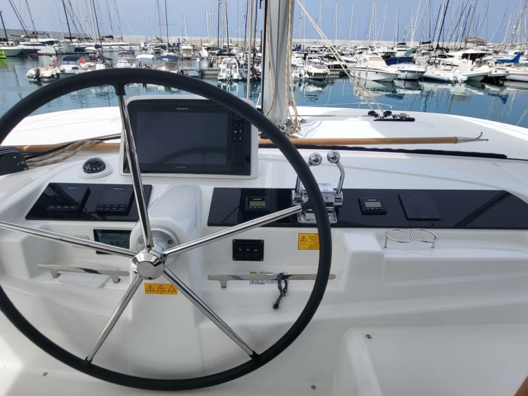 Pronajmout si Lagoon Lagoon 46 v Rio Marina