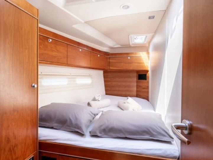 Pronájem jachty v Piraeus -Hanse Hanse 575 na Samboatu