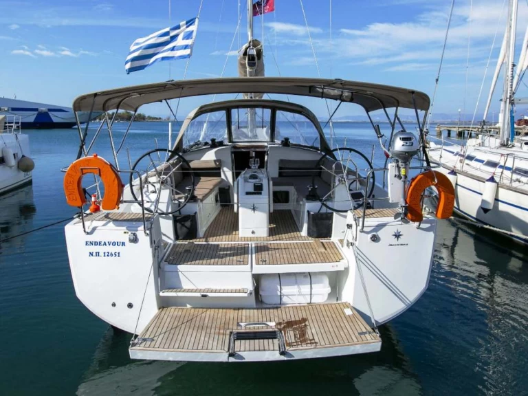 Pronájem lodi Jeanneau Sun Odyssey 440 v Neo Klima na Samboatu