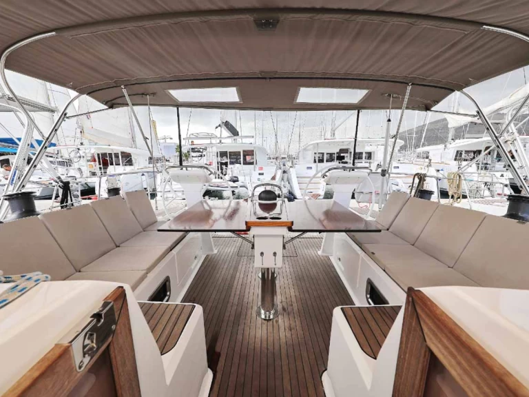 Pronájem lodi Palma de Mallorca lákavé ceny Cruiser 51