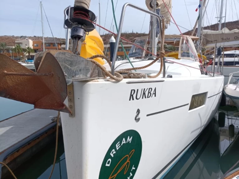 Pronájem lodi La Paz lákavé ceny Oceanis 41.1