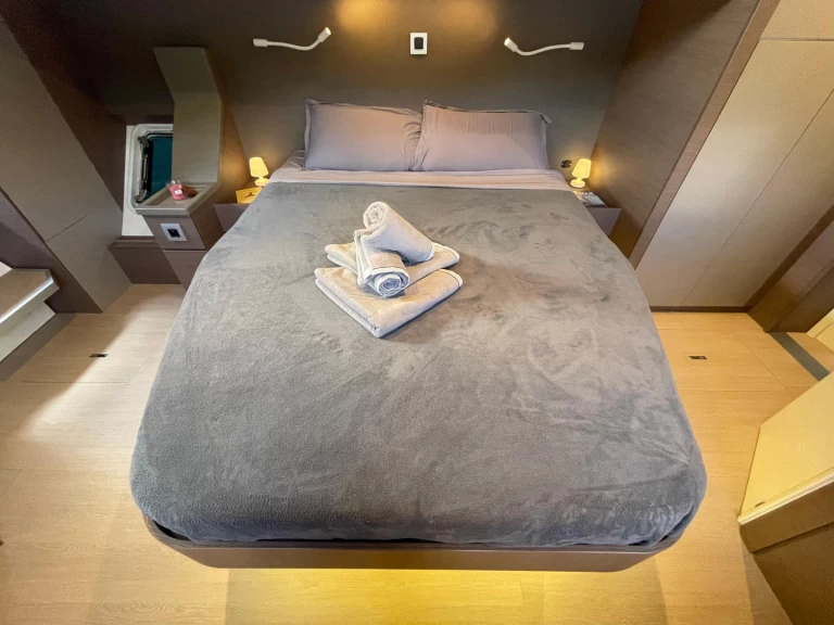 Pronájem Katamarán Bali s licencí