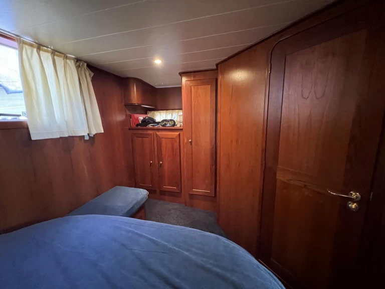 Pronajmout si De Drait De Drait Impression 42 v Akkrum