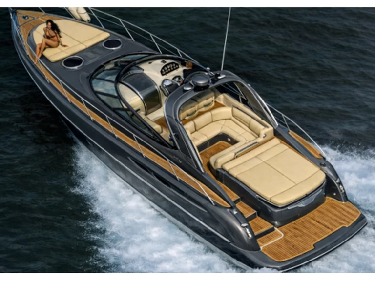 Pronájem Jachta v Ornós -Cranchi Mediterranee 44