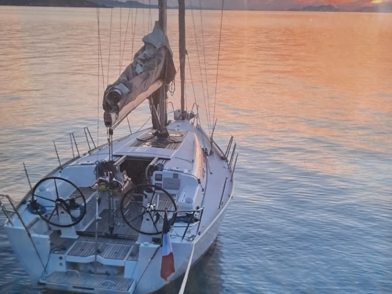 Pronájem Plachetnice v Francie -Dufour Dufour 40 E Performance