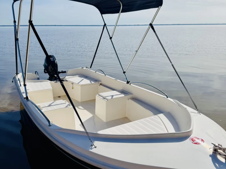 Pronajmout Motorová loď se skipperem či ne Ultramar v Cazaux