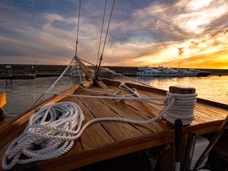 Pronájem Motorová loď SIMEONI s licencí