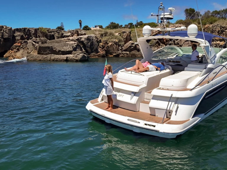Pronajmout Motorová loď se skipperem či ne Fairline v Cascais