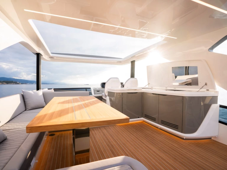 Pronájem Motorová loď v Saint-Jean-Cap-Ferrat -Pearl Yachts Pearl 63