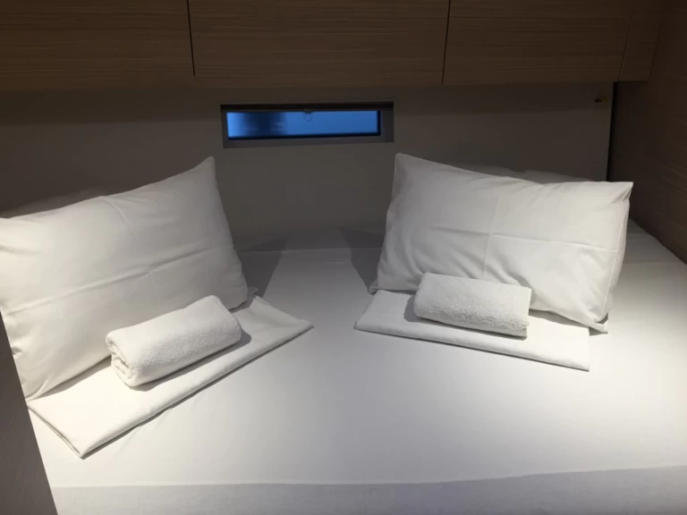 Pronájem Plachetnice D&D Yacht s licencí