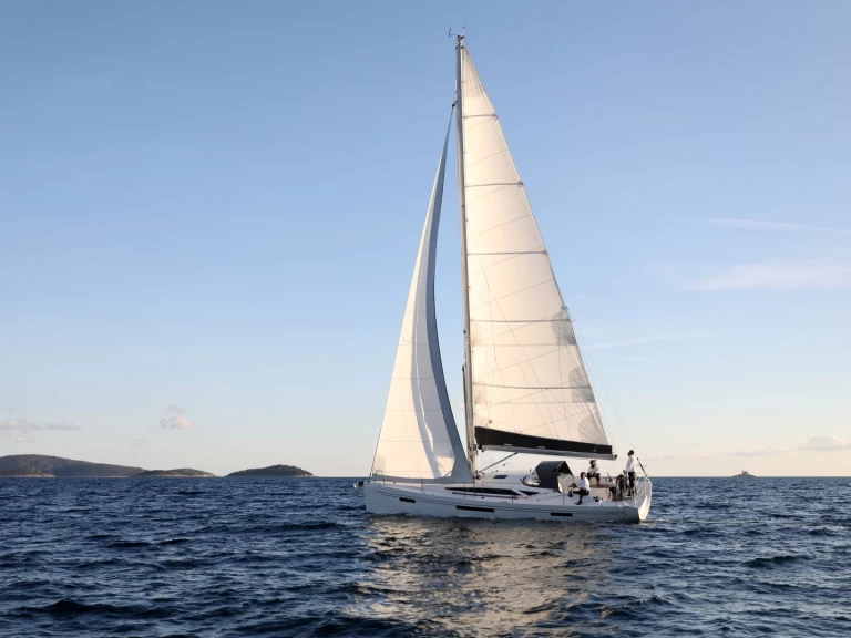 Pronájem Plachetnice More Boats s licencí