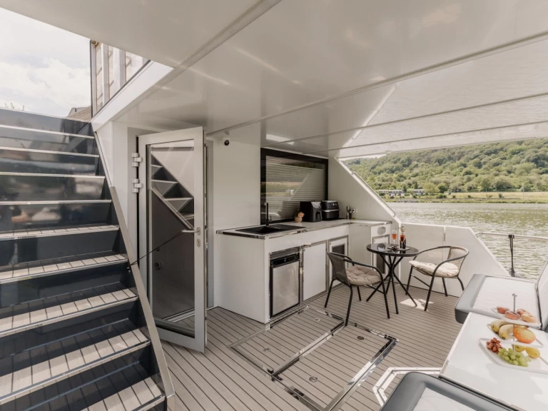 Pronajmout si Luxboot Luxboot v Buchholz City