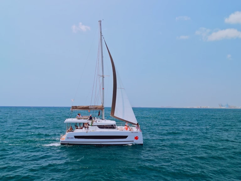 Pronajmout si Bali Bali Catspace Voile v Barcelona