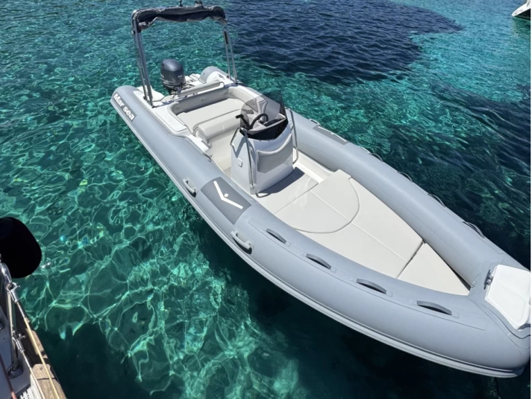 Pronájem Polotuhá loď Marsea s licencí