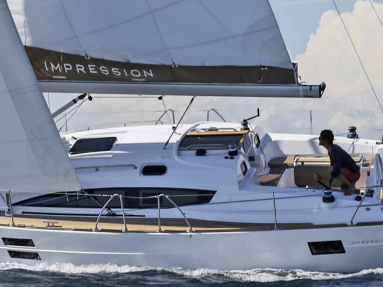 Pronájem Plachetnice Elan s licencí