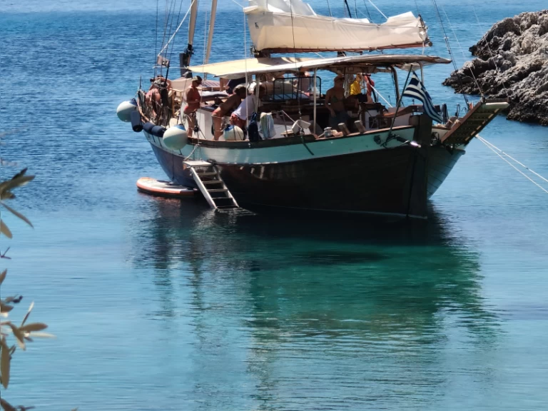 Pronajmout si  Trehantiri v Skópelos