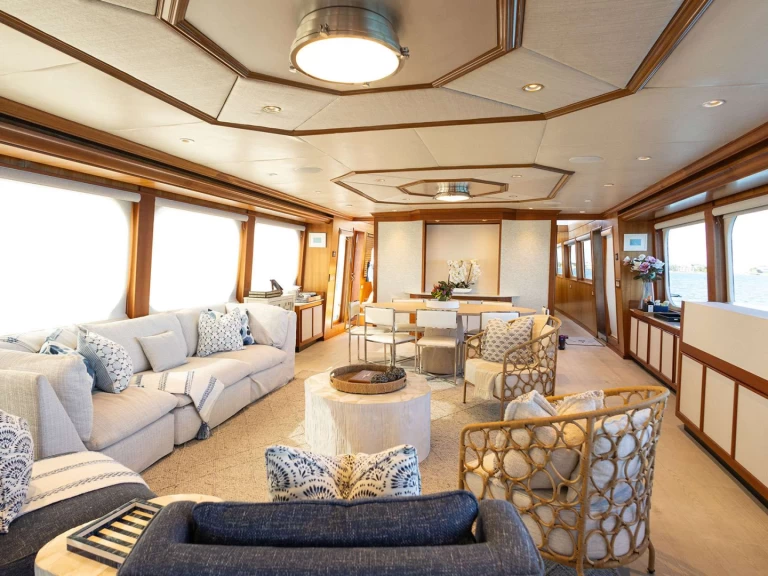 Pronájem lodi Nassau lákavé ceny BIRDY