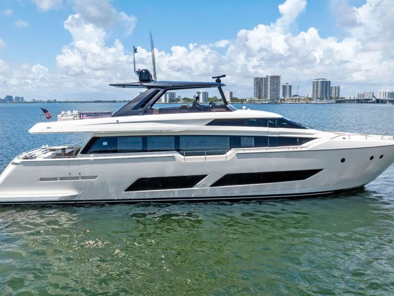 Pronajmout si Ferretti THE BRASS RING v Fort Lauderdale