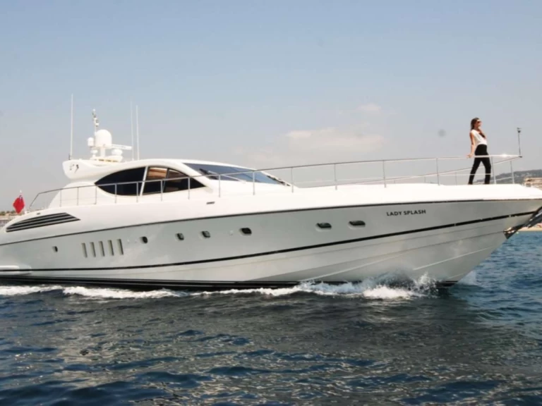 Pronajmout si Leopard (Arno) Lady Splash  v Cannes